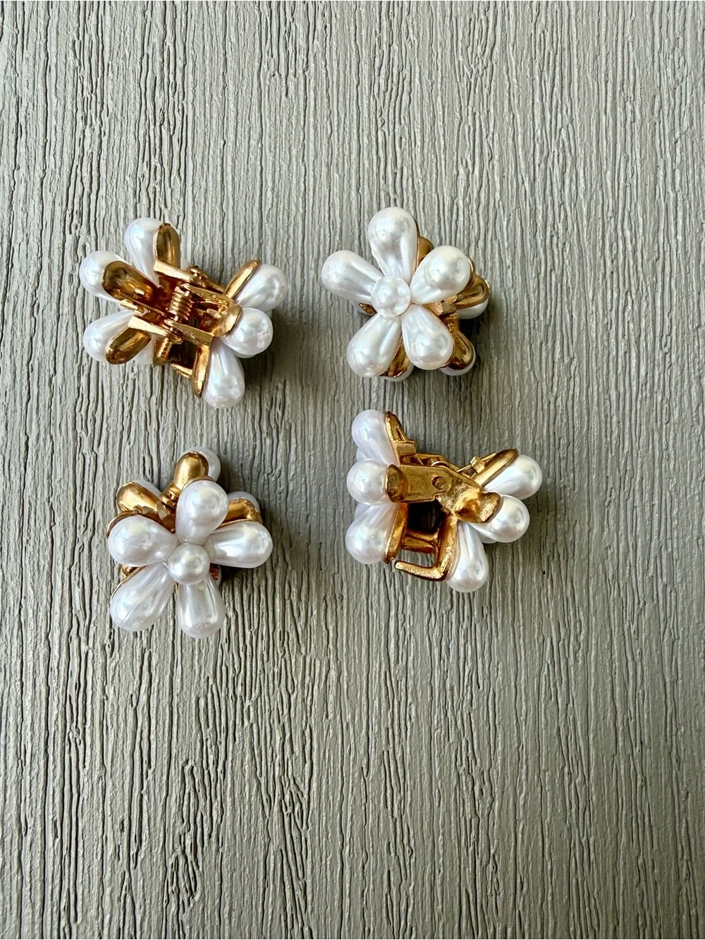 Set of 4 Faux Pearl Flower Mini Hair Claw Clips Gold Tone Bridal